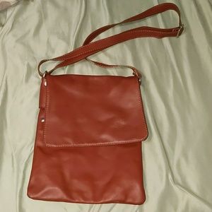 Italian learher cross body purse